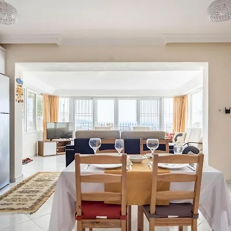 Burcu Residence, Magnificent Sea View, Cozy, Free Otopark, Free Wifi *