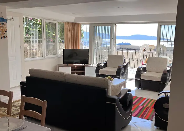 Burcu Residence, Magnificent Sea View, Cozy, Free Otopark, Free Wifi Apartment *