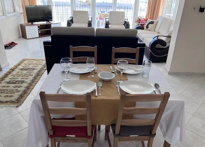 Burcu Residence, Magnificent Sea View, Cozy, Free Otopark, Free Wifi Apartment Bodrum