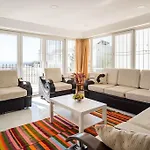 Burcu Residence, Magnificent Sea View, Cozy, Free Otopark, Free Wifi * Bodrum