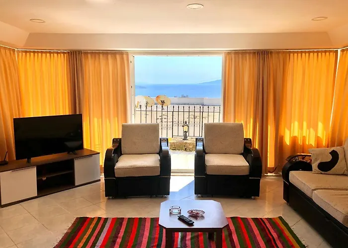 Burcu Residence, Magnificent Sea View, Cozy, Free Otopark, Free Wifi Apartmán *