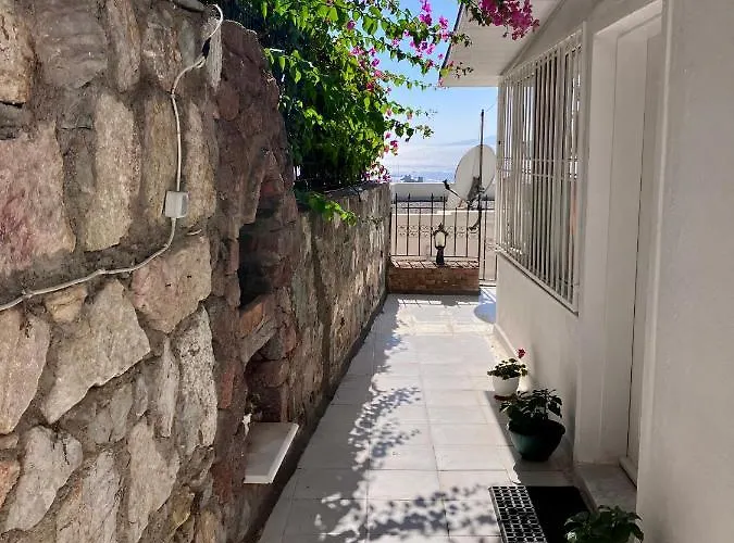 Burcu Residence, Magnificent Sea View, Cozy, Free Otopark, Free Wifi Apartmán *